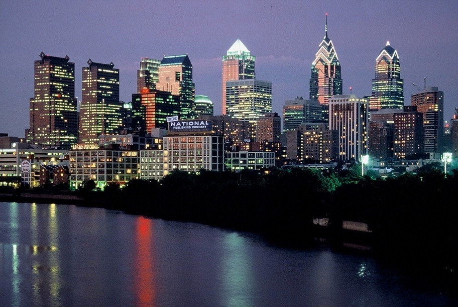 philadelphia-at-night