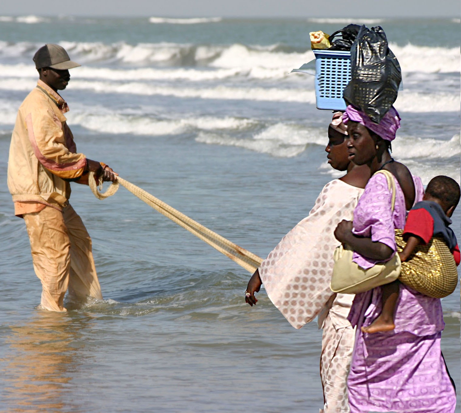 gambia 2005 fish& woman