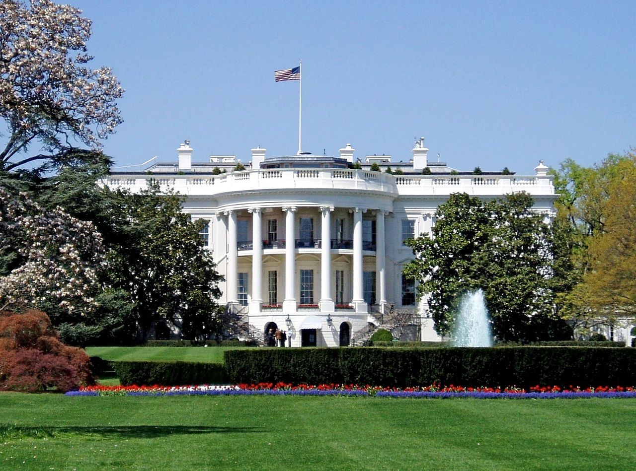 1280px-WhiteHouseSouthFacade