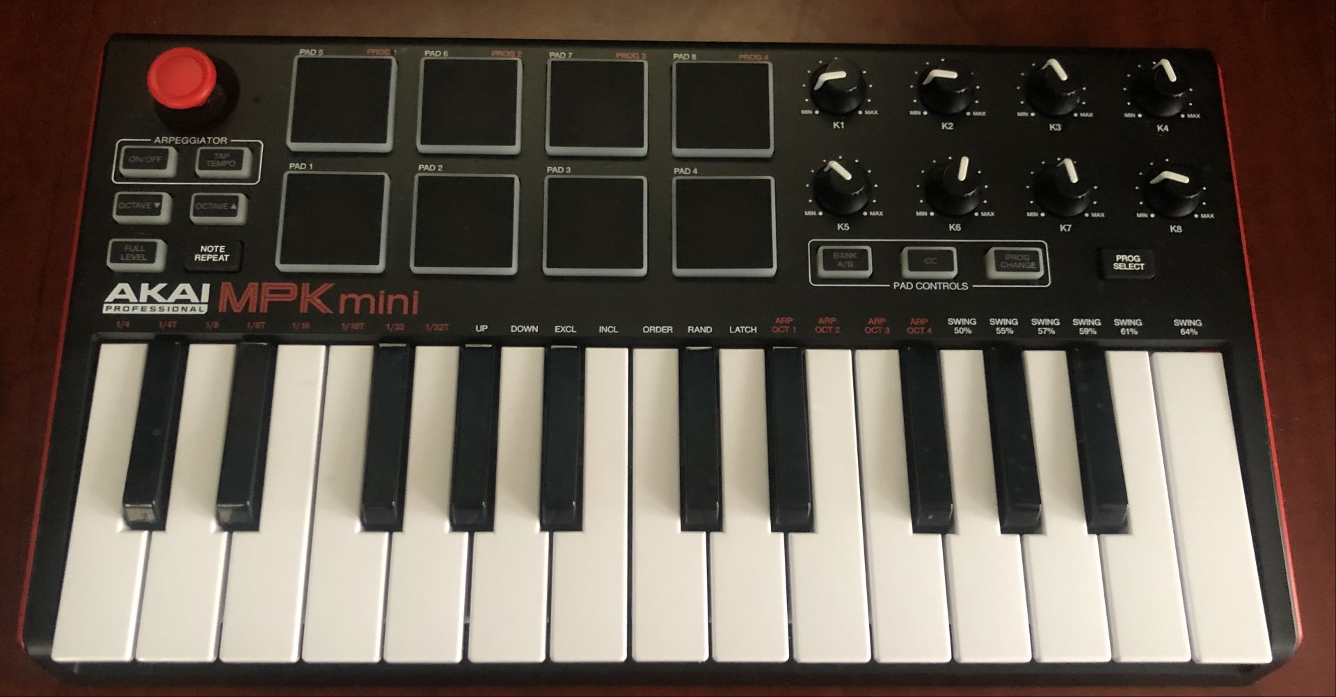 AKAI MPK mini (Keyboard Controller)